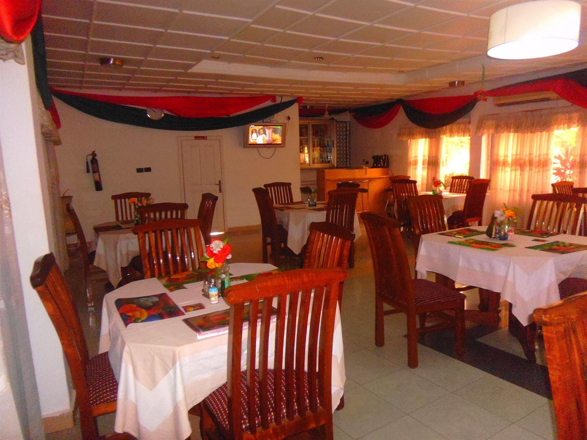 Wadoma Royale Hotel Kumasi Eksteriør billede