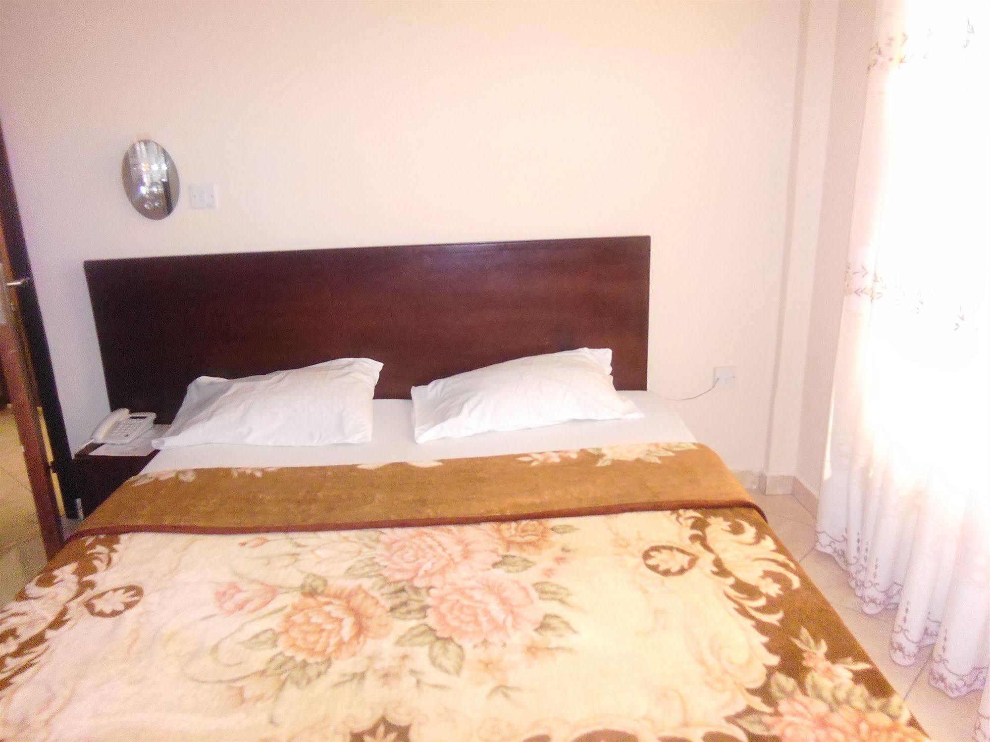 Wadoma Royale Hotel Kumasi Eksteriør billede