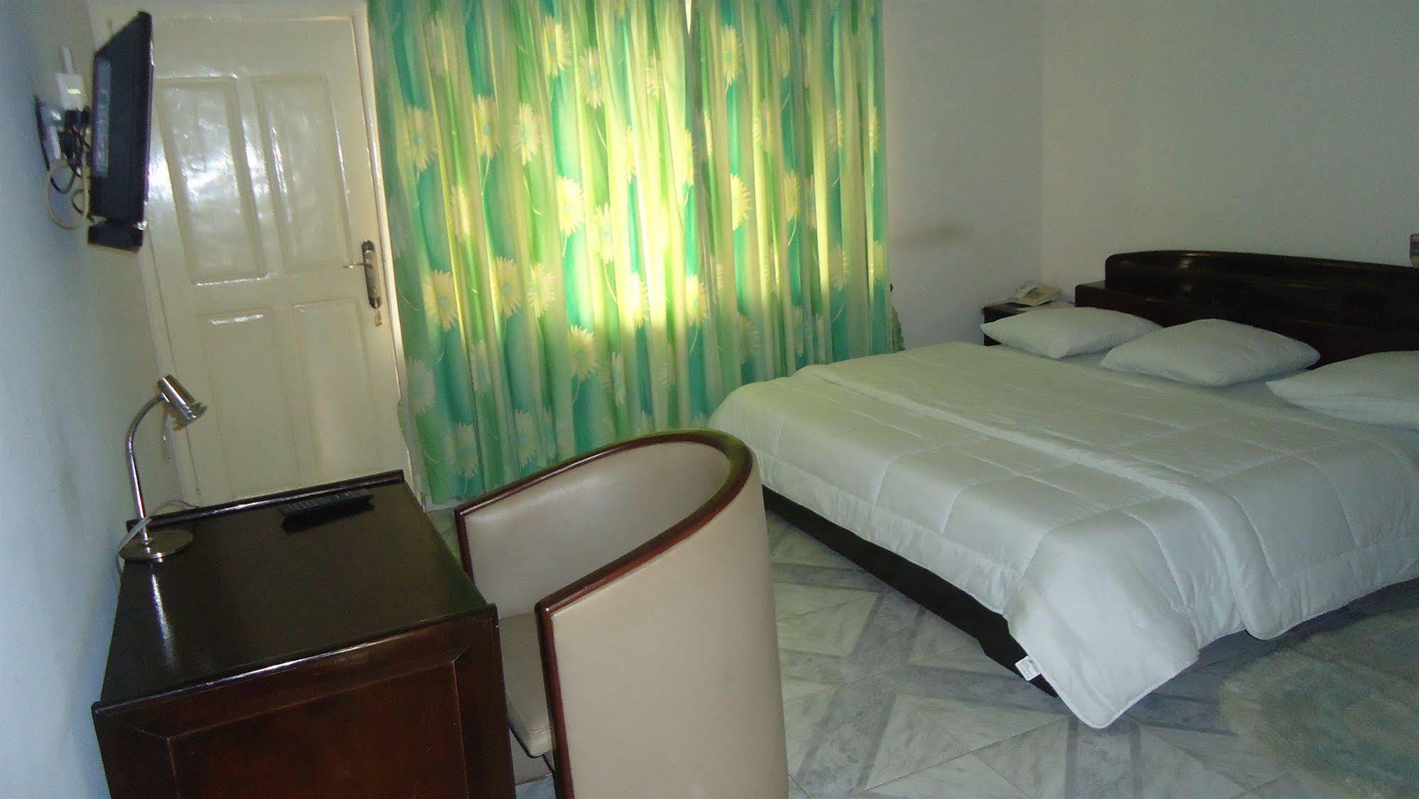 Wadoma Royale Hotel Kumasi Eksteriør billede